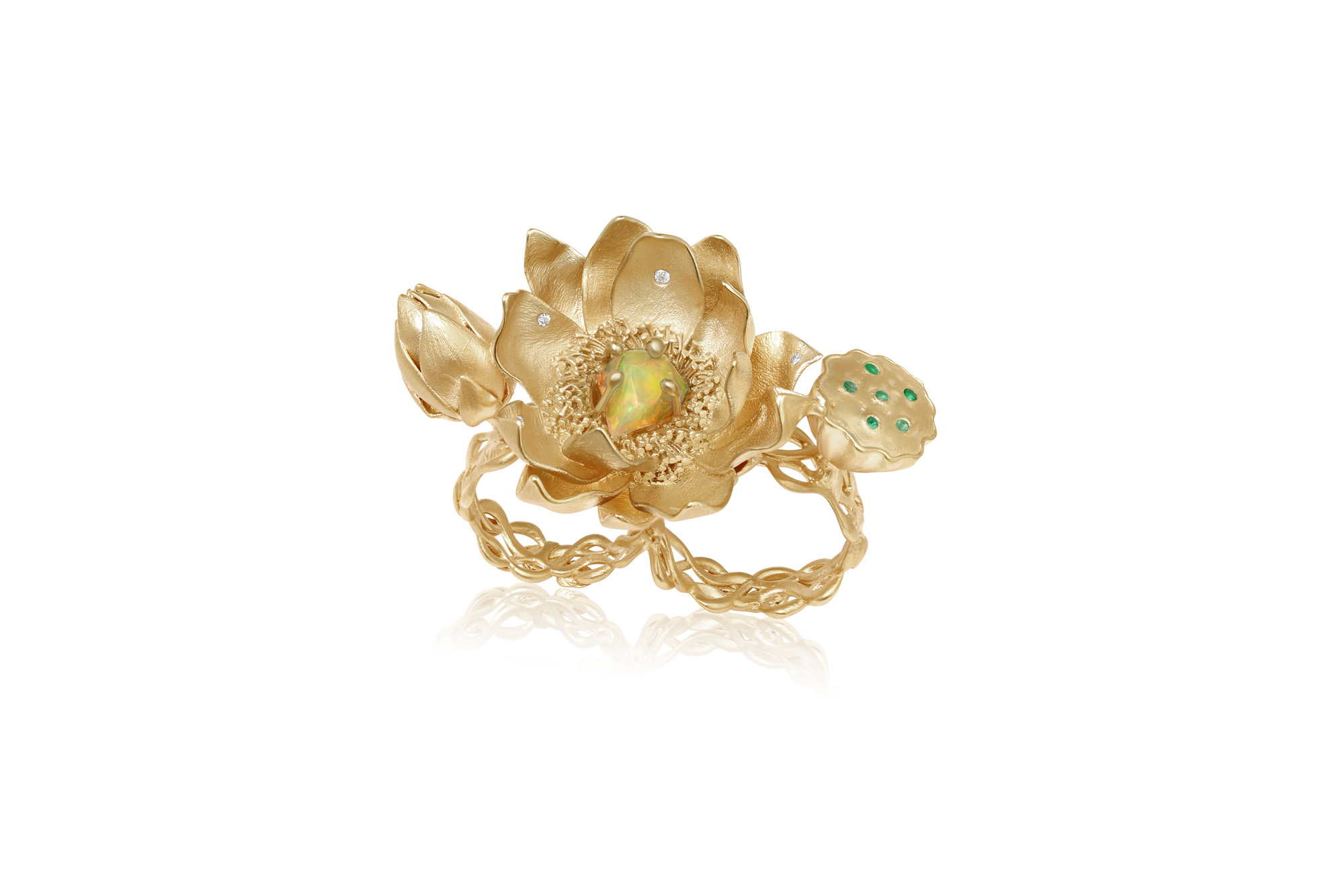 Anillo loto japonés con ópalo